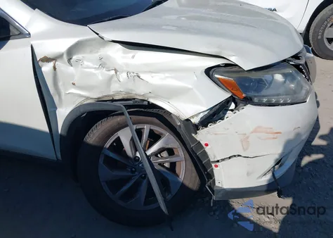 2016 Nissan Rogue Sl z USA, uszkodzony, nr VIN 5N1AT2MT8GC881921